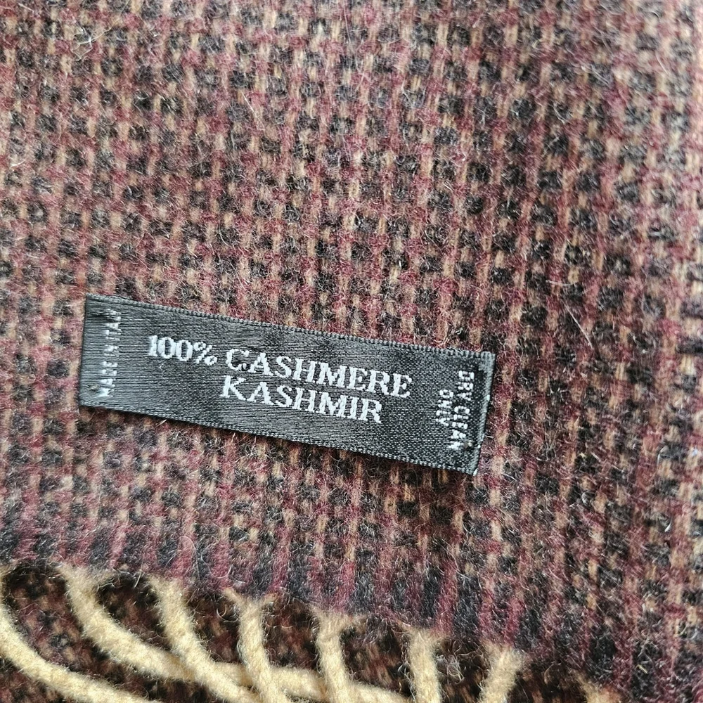 Vintage 100% Cashmere Brown Scarf Fringe Made in Italy 62 x 13 in Unisex